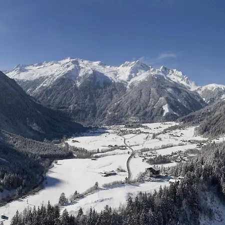بيت للعطل Spacious Chalet With Sauna In Krimml, 400 M From The Ski-bus Stop