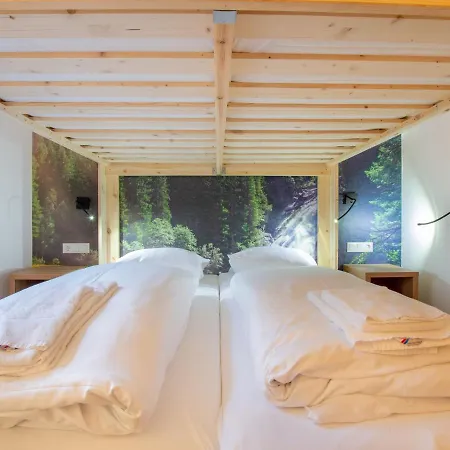 Spacious Chalet With Sauna In Krimml, 400 M From The Ski-bus Stop *