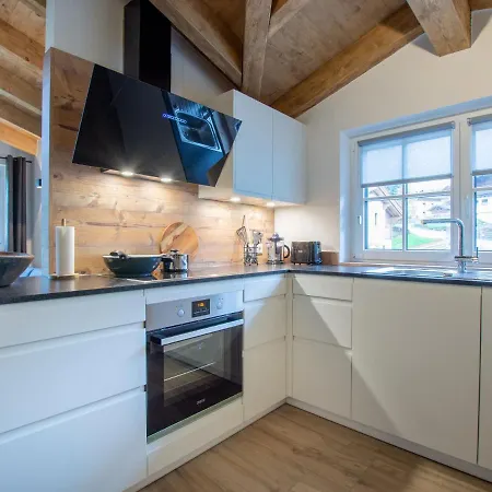 بيت للعطل Spacious Chalet With Sauna In Krimml, 400 M From The Ski-bus Stop