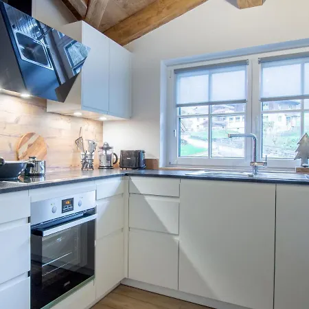 Spacious Chalet With Sauna In Krimml, 400 M From The Ski-bus Stop *